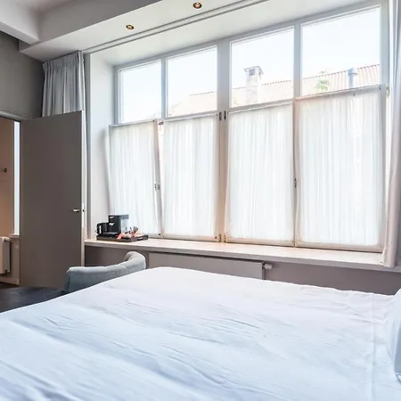 Zakske13 - Design Boutique In Centre (adults Only) Bed & Breakfast