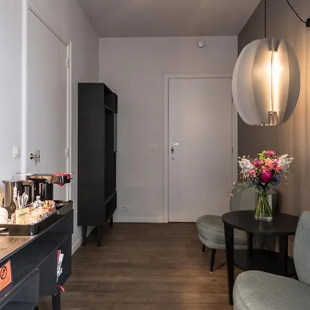 Zakske13 - Design Boutique In Centre (adults Only) Bed & Breakfast 5*