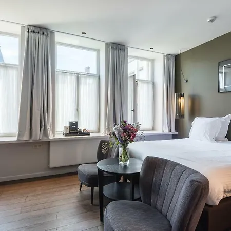 Zakske13 - Design Boutique In Centre (adults Only) Bed & Breakfast