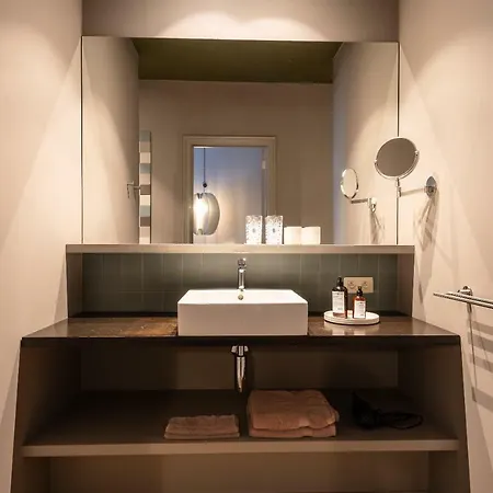 Zakske13 - Design Boutique In Centre (adults Only) Bruges
